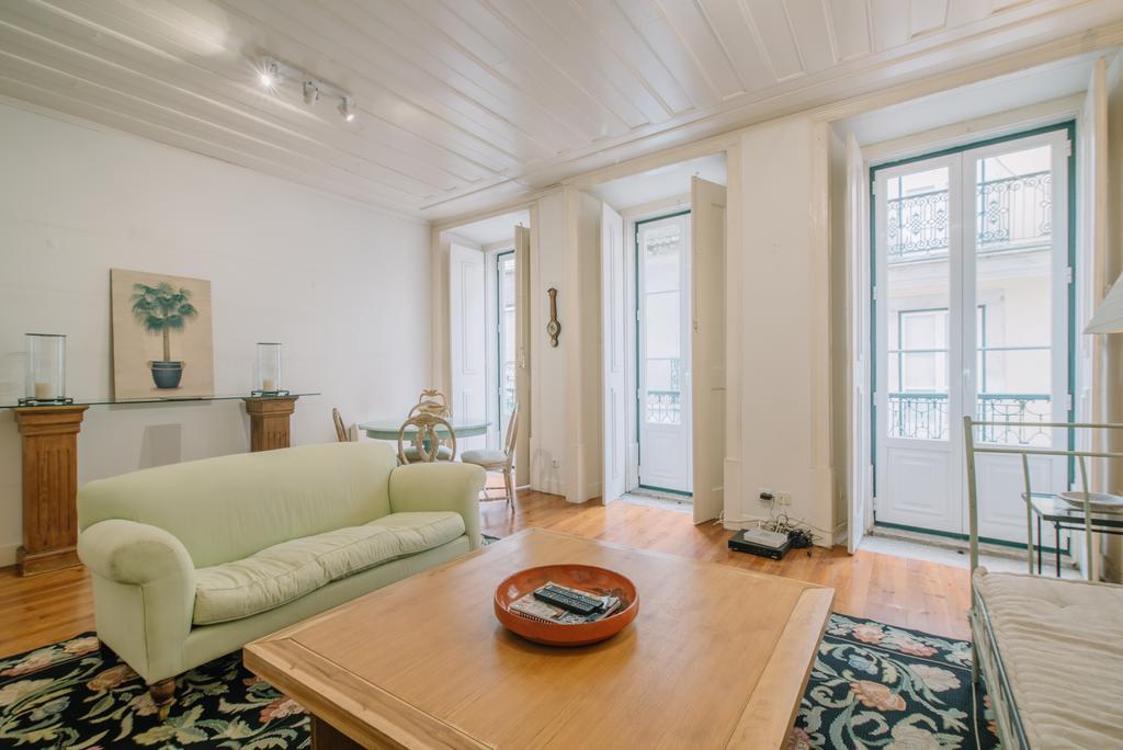 Camoes Deluxe Bairro Alto Apartman Lisboa Kültér fotó